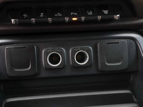 Used 2017 GMC Sierra 3500 Denali w/ Duramax Plus Package image 47