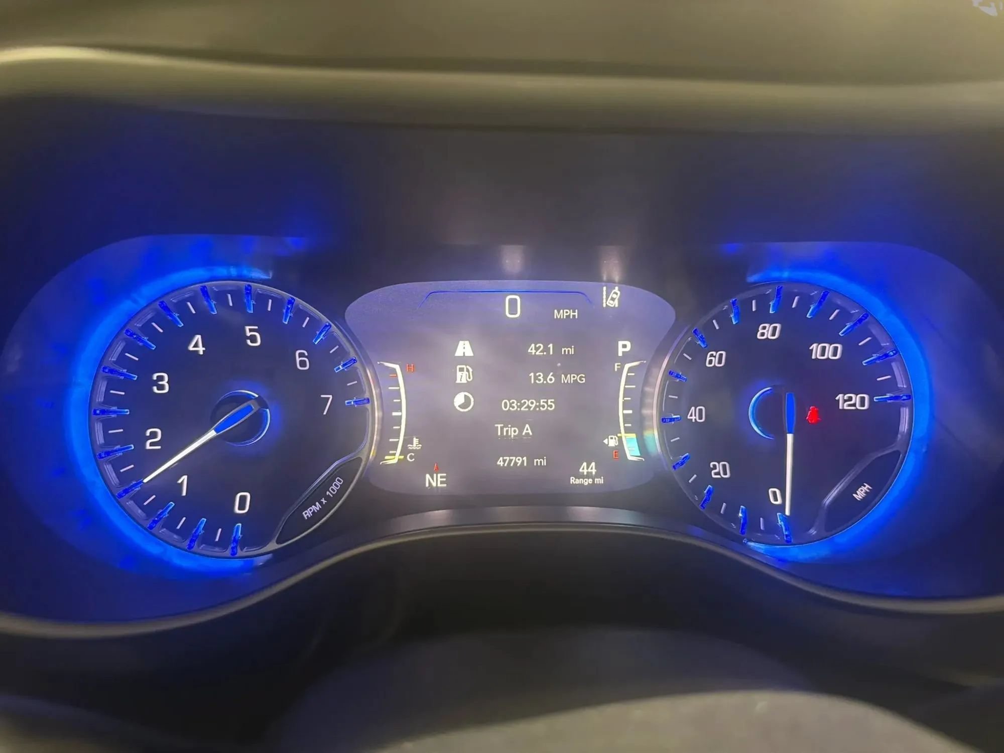 Used 2023 Chrysler Pacifica Touring-L FWD image 18