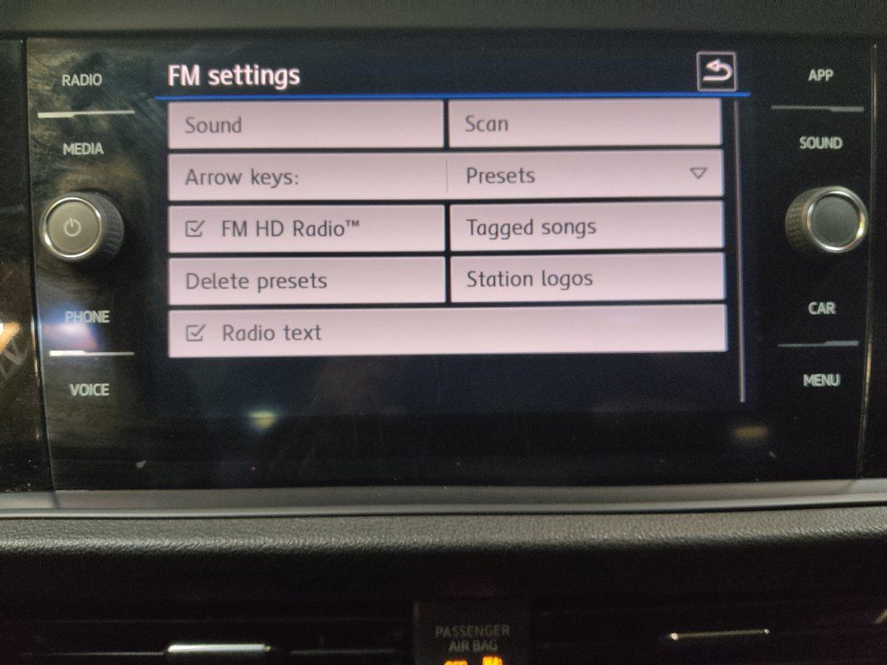 Used 2020 Volkswagen Jetta SEL FWD image 25
