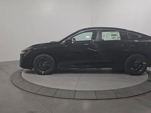 New 2026 Nissan Sentra SV w/ SV Convenience Package image 2