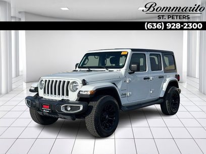 Used 2019 Jeep Wrangler Unlimited Sahara w/ Uconnect 4C Nav & Sound Group