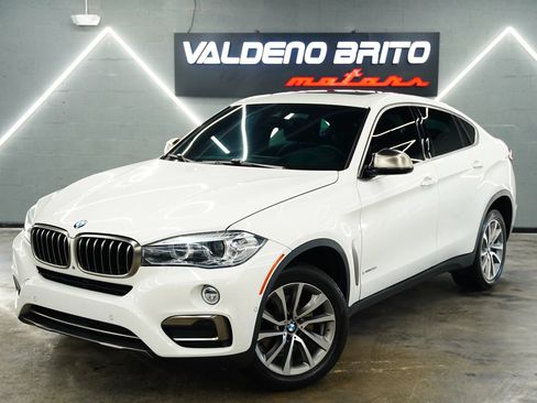 Used 2019 BMW X6 sDrive35i RWD image 1
