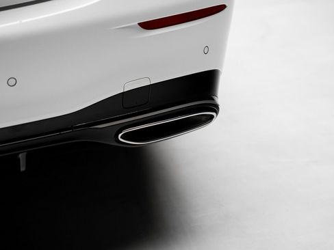 Used 2023 Mercedes-Benz S 500 4MATIC w/ AMG Line image 32