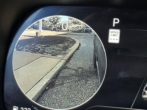 Used 2024 Hyundai Palisade Calligraphy image 39