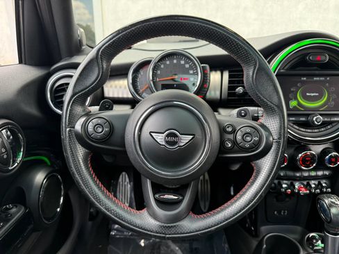 Used 2016 MINI Cooper S FWD image 18