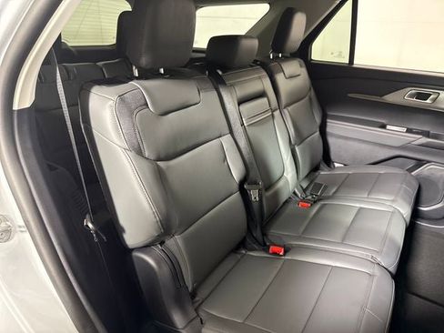 New 2026 Ford Explorer Active image 15
