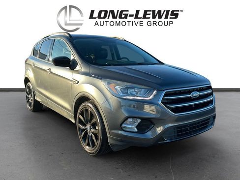Used 2019 Ford Escape SE image 10
