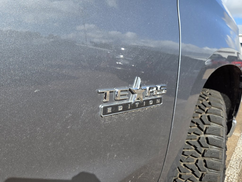 Used 2021 Chevrolet Silverado 1500 LT w/ Texas Edition Plus AWD/4WD image 4