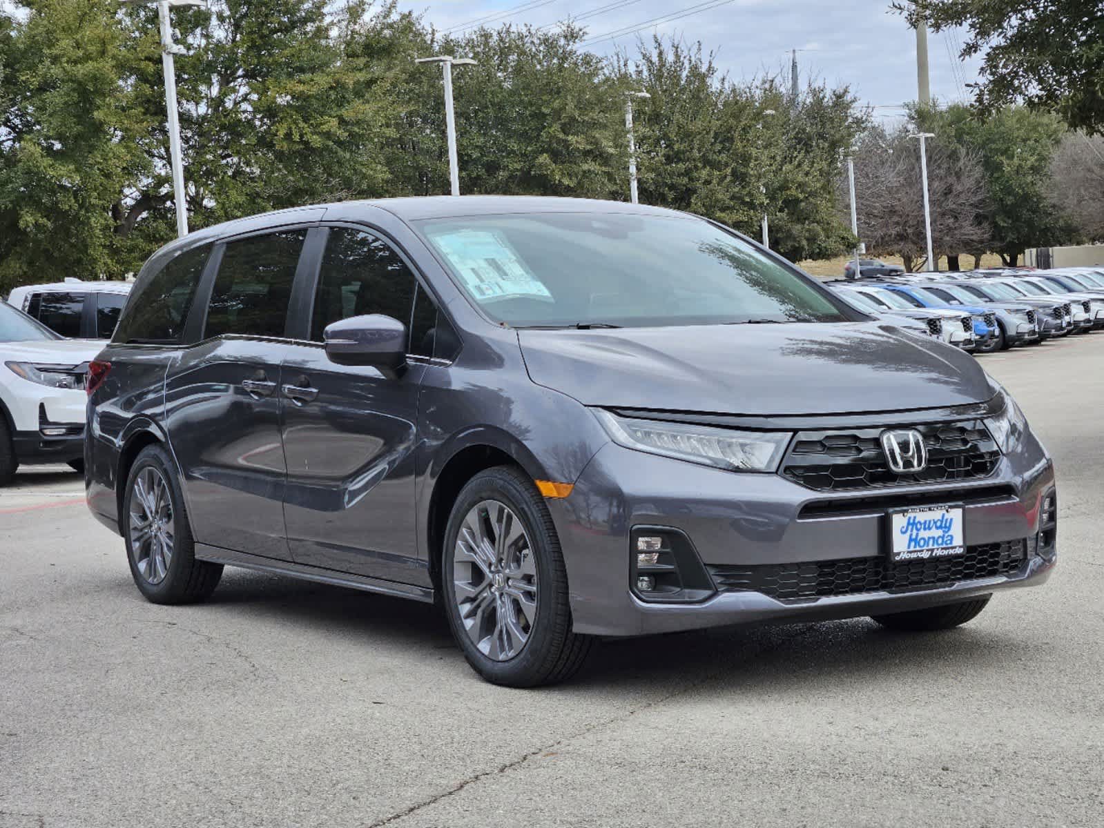 New 2027 Honda Odyssey Touring image 3