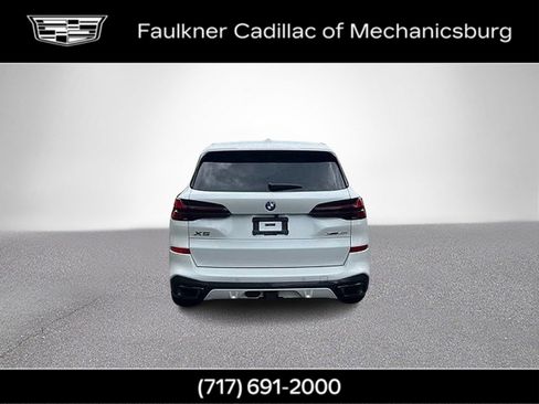 Used 2026 BMW X5 xDrive40i w/ M Sport Package AWD/4WD image 7