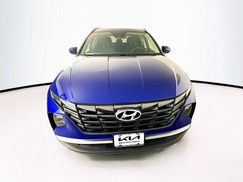 Used 2022 Hyundai Tucson SEL w/ Convenience Package AWD/4WD image 2