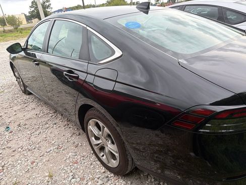 Used 2025 Honda Accord LX image 8