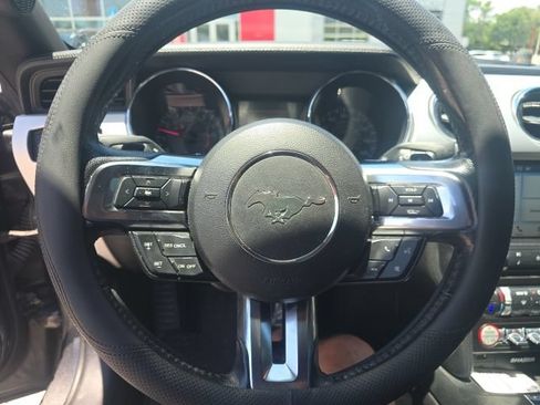 Used 2016 Ford Mustang Premium RWD image 13