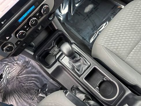 Certified 2022 Toyota Tacoma SR image 37