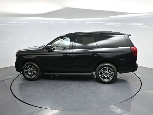 Used 2025 Ford Expedition Active RWD image 51