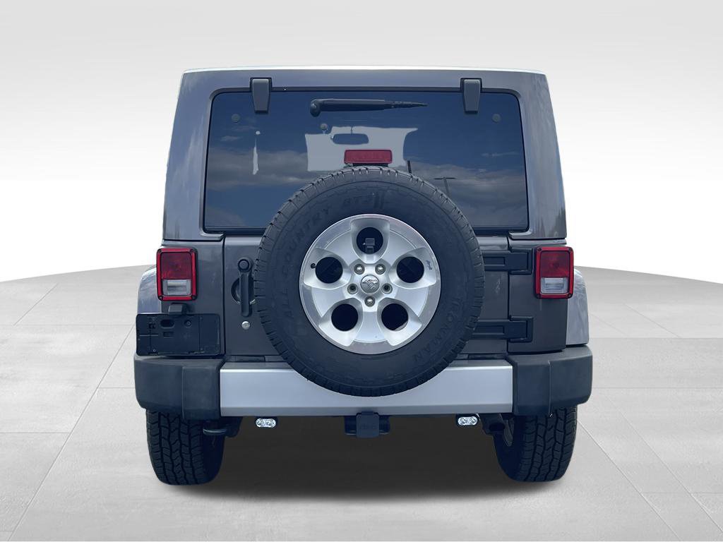 Used 2014 Jeep Wrangler Unlimited Sahara AWD/4WD image 10