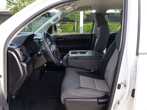 Used 2015 Toyota Tundra SR w/ Tow Package image 14