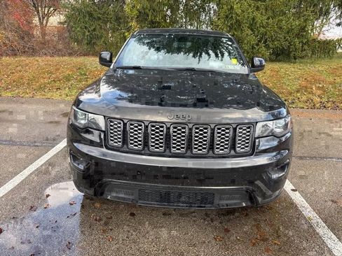 Certified 2022 Jeep Grand Cherokee Laredo X image 8