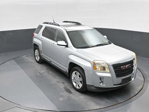 Used 2011 GMC Terrain SLE w/ Convenience Package image 1