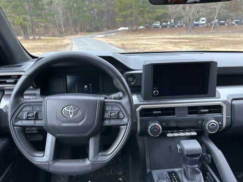 Used 2025 Toyota Tacoma SR5 image 12
