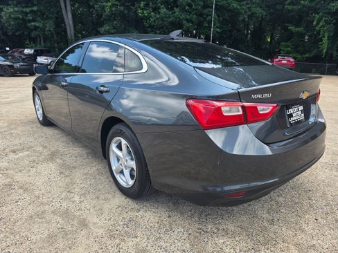 Used 2018 Chevrolet Malibu LS w/ LPO, Convenience Package 1 FWD image 7