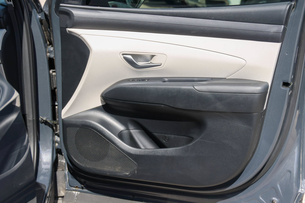 Used 2026 Hyundai Tucson SE FWD image 13