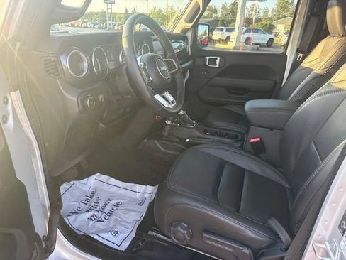 Used 2023 Jeep Wrangler Unlimited Rubicon 392 w/ Xtreme Recon 35" Tire Package AWD/4WD image 9
