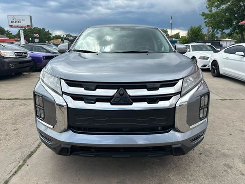 Used 2021 Mitsubishi Outlander Sport SE image 2