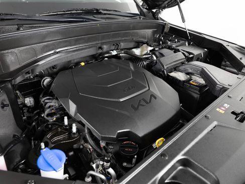 Used 2024 Kia Telluride EX w/ EX Captain's Chair Package AWD/4WD image 41