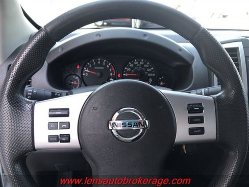 Used 2019 Nissan Frontier SV RWD image 13
