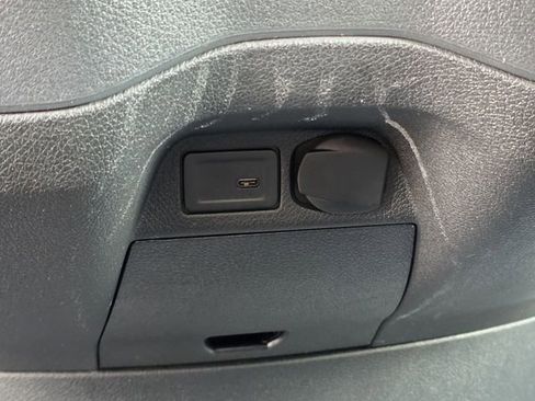 Used 2024 Mercedes-Benz Sprinter 2500 image 23