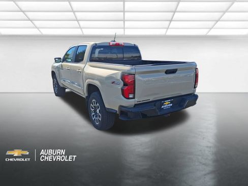 Used 2023 Chevrolet Colorado Z71 w/ Z71 Convenience Package 2 AWD/4WD image 5