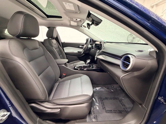 Certified 2024 Chevrolet Trax LT w/ Sunroof Package FWD image 26
