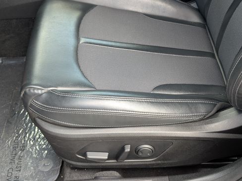 Used 2022 Kia K5 GT-Line FWD image 11