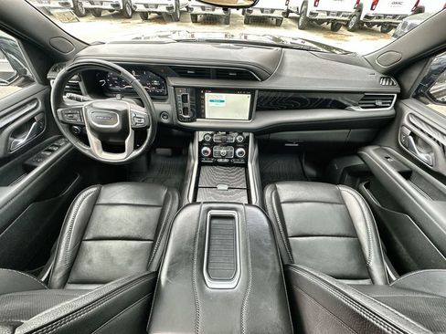 Certified 2023 GMC Yukon XL Denali w/ Denali Reserve Package image 21