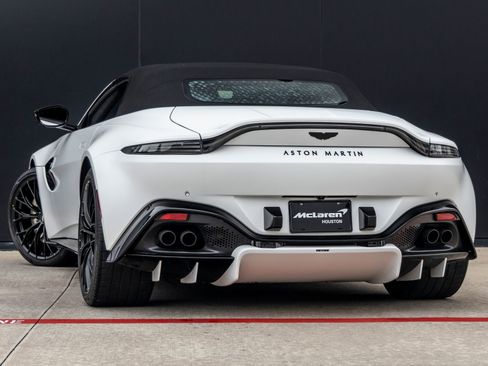 Used 2023 Aston Martin V8 Vantage Roadster RWD image 6