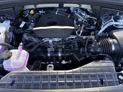 New 2026 Jeep Grand Cherokee L Limited AWD/4WD image 34