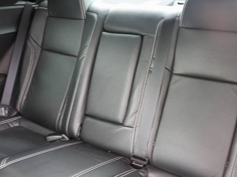 Used 2019 Dodge Challenger R/T Scat Pack RWD image 11