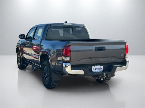 Used 2020 Toyota Tacoma SR5 image 7