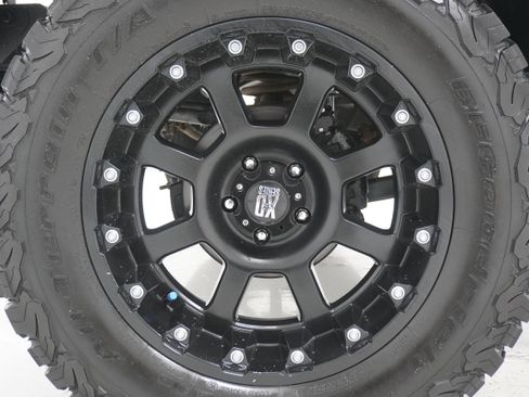 Used 2014 Jeep Wrangler Unlimited Sahara w/ Max Tow Package image 24