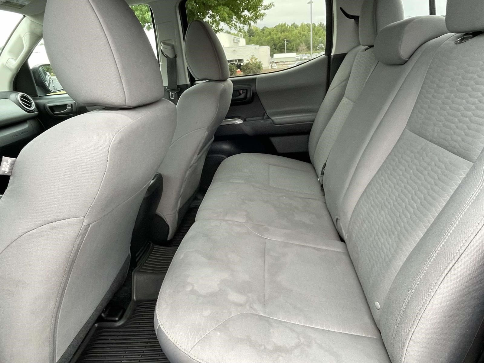 Used 2019 Toyota Tacoma SR5 RWD image 10
