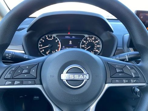 New 2025 Nissan Altima 2.5 SV w/ SV Special Edition Package image 15