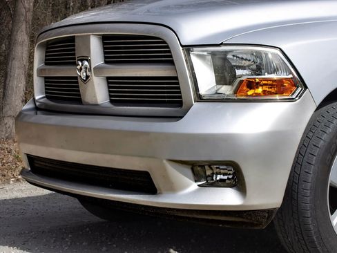 Used 2012 RAM 1500 Express AWD/4WD image 9