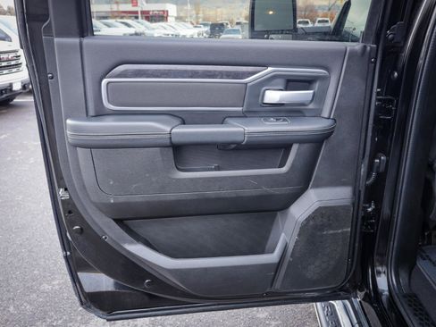 Used 2024 RAM 3500 Big Horn image 32