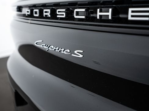 New 2026 Porsche Cayenne S image 26