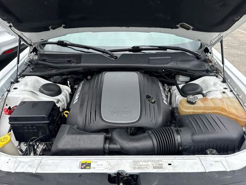 Used 2013 Dodge Challenger R/T RWD image 17