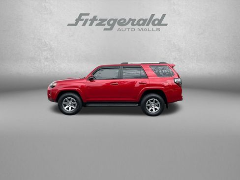 Used 2015 Toyota 4Runner Trail Premium AWD/4WD image 4