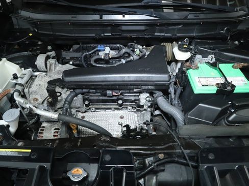 Used 2016 Nissan Rogue SL w/ SL Premium Package image 36