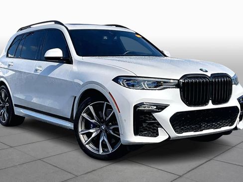 Used 2022 BMW X7 M50i w/ Luxury Seating Package image 2