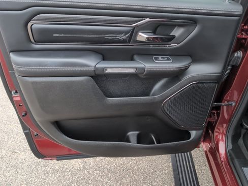 Used 2022 RAM 1500 Limited w/ Body-Colour Bumper Group AWD/4WD image 16